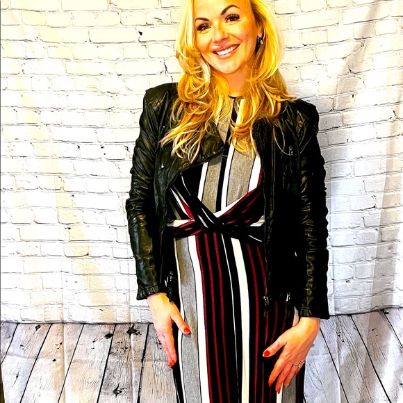 Women’s Socialite dress with twist front size large NWOT - Picture 7 of 9